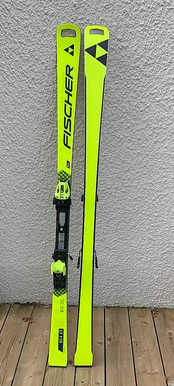 Skis Fischer RC4 CT (170 cm) + fixation ZR17 Canton Neuchâtel