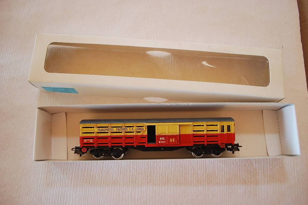 Wagon trémie - de la SBB - Réf.47533 - ROCO - HO - neuf Wagon trémie - de la SBB - Réf.47533 - ROCO - HO - neuf