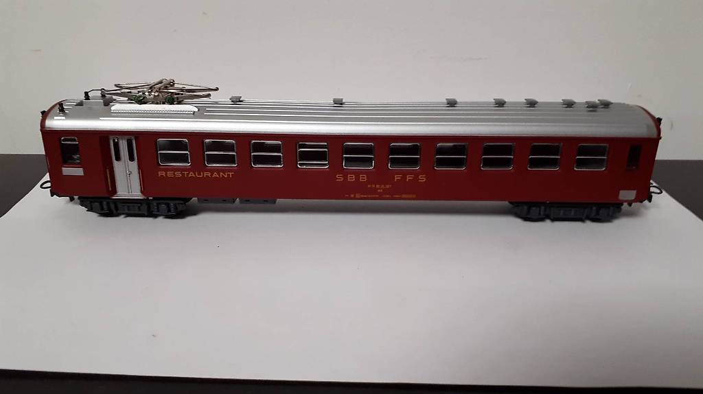 HAG 467 . 01, voiture restaurant à pantographe grandes lignes BLS BO (Ref: #467.01