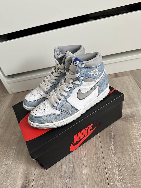 Nike Air Jordan High Hyper Royal im Kanton Genf