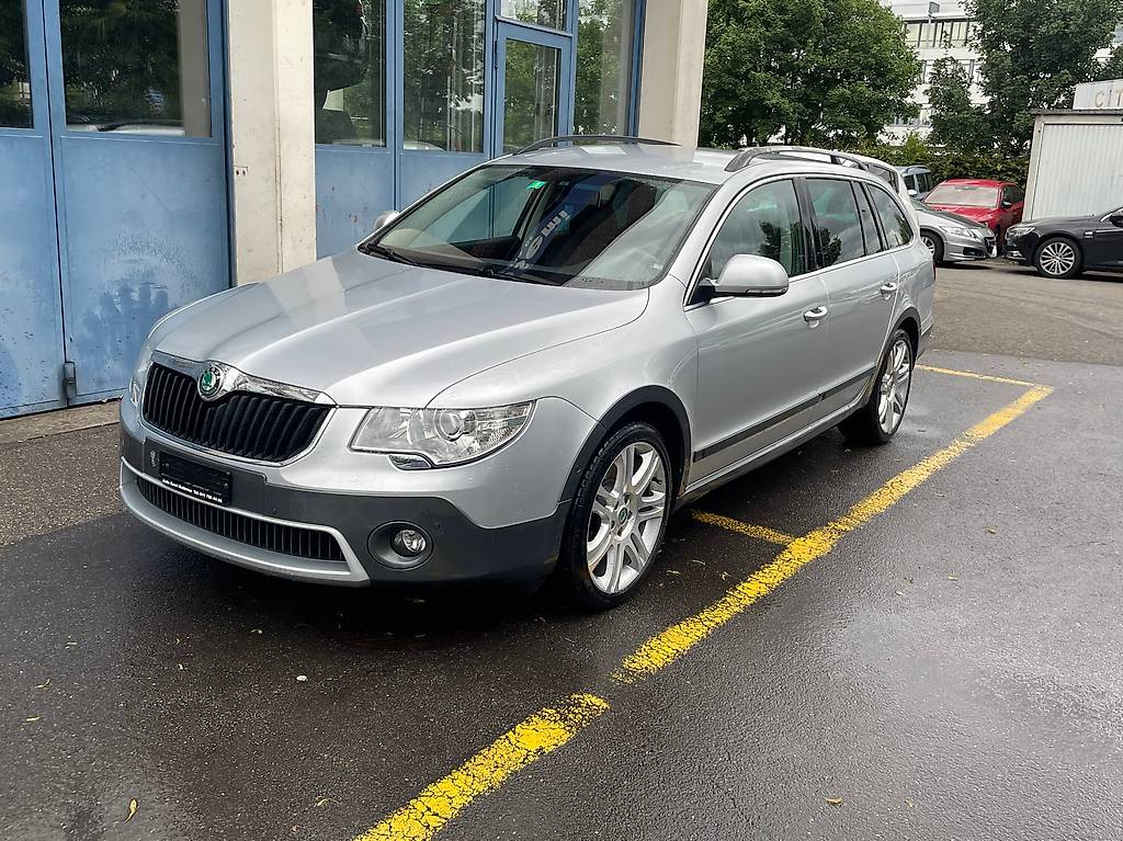 Skoda Superb Combi 2.0 Tdi Elegance 4x4 Canton Zoug - Anibis.ch