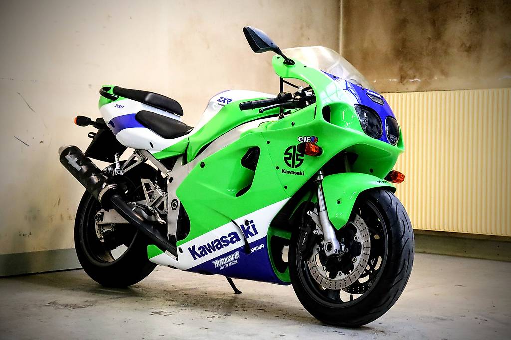 KAWASAKI Ninja ZX-7R Canton Berne - anibis.ch