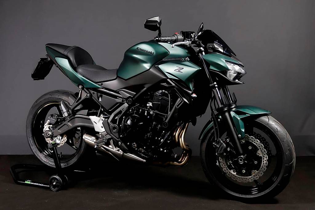 KAWASAKI Z 650 (35/50 KW) Draksmaragd Level 2 Cantone Berna