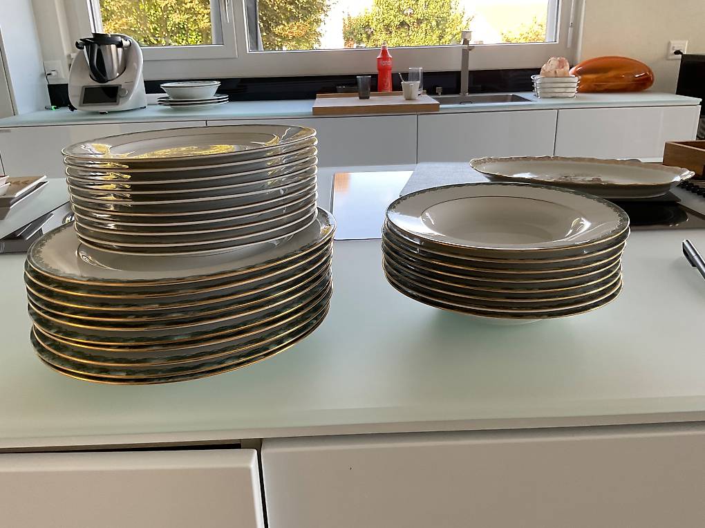 Service De Table Pierre Cardin Paris - Céramique Vert émeraude + Couverts, 1920