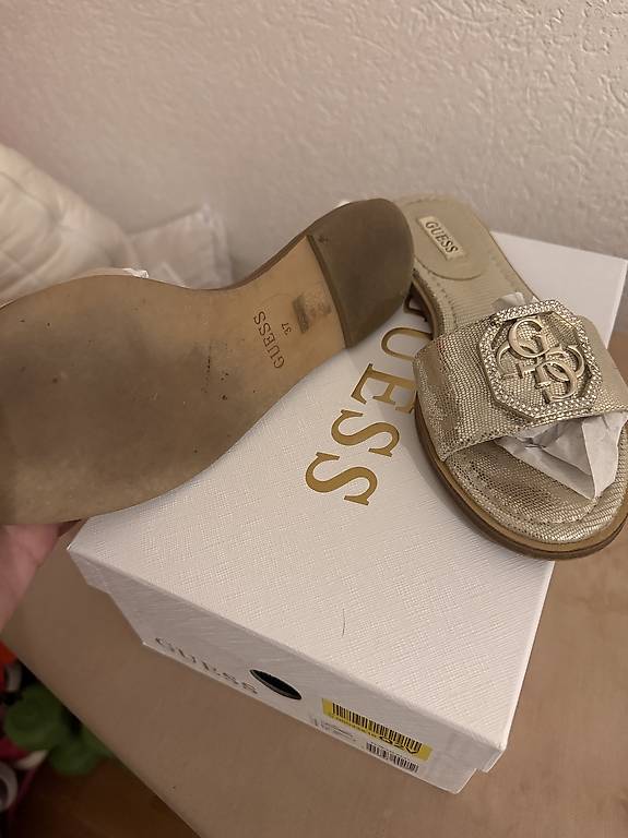 Sandales GUESS Taille 36 – Talon Aiguille Très Haut, Ivoire, Cuir