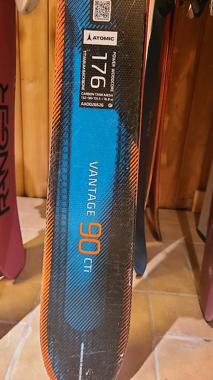 Ski piste Atomic Vantage 90 cti 176 cm Canton Fribourg - anibis.ch
