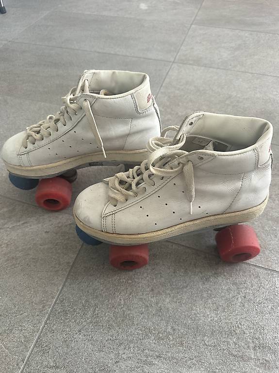 Patins à Roulettes Vintage Taille 40 – Cuir Patiné