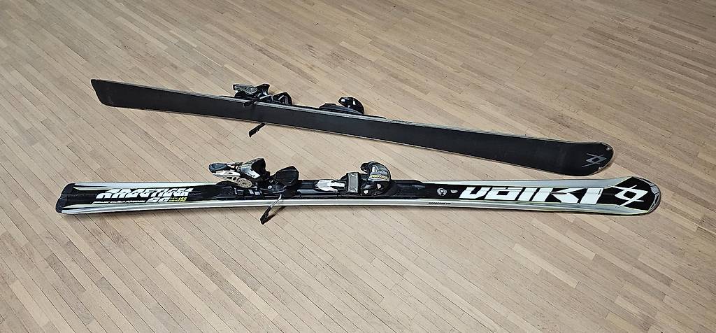 ＶＯＬＫＬ　ＲＡＣＥＴＩＧＥＲ　ＲＡＣＩＮＧ155㎝ Völkl Racetiger SRX Ski Set Slalomcarver 2024/25 | 163cm | 58800606.3