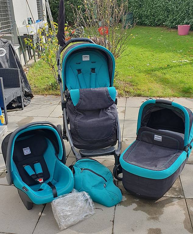 Poussette trio Peg Perego book plus S Canton Vaud