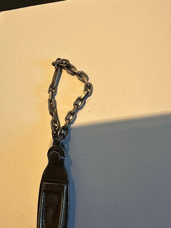 Porte-clé manille lyre imperdable 4mm