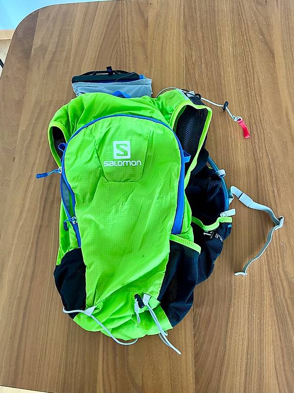 Sac a dos camel bag trail running Salomon 1.5l Canton Geneve anibis.ch