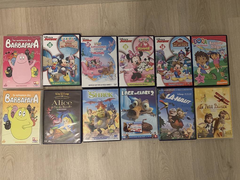 Lot de 18 DVD enfants Canton Fribourg - anibis.ch