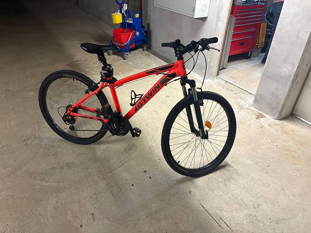 VTT Rockrider 340 Taille M - Homme, Cadre 55cm, Occasion