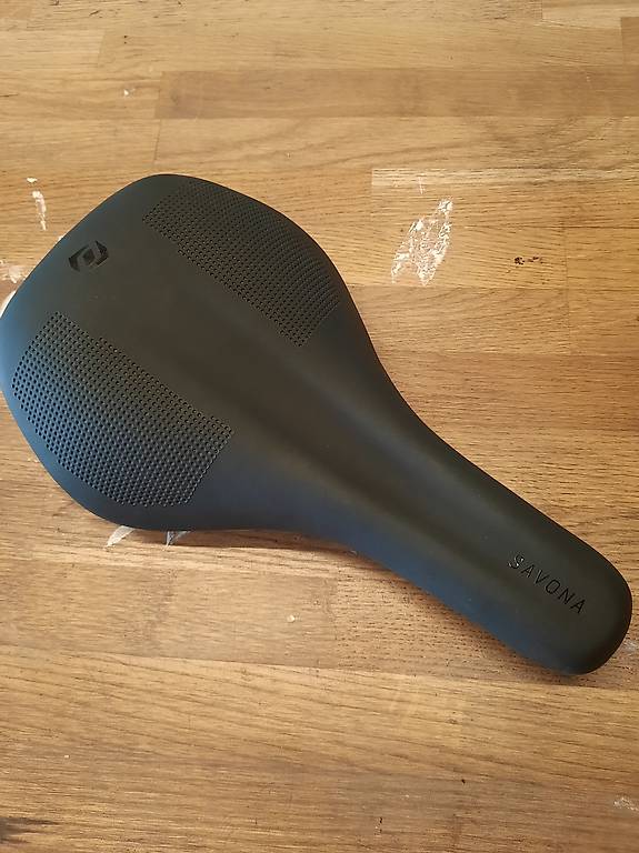 SCOTT SYNCROS Tofino V SLカットアウト サドルバッグ付き SYNCROS Tofino V SL, Cut Out Saddle