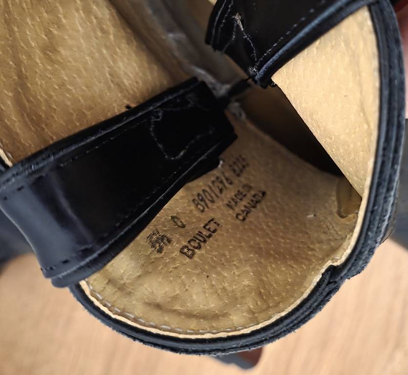Bottes De Cowboy Boulet Pour Femme – Taille 8.5C – Fabriquées Au Canada – Noir Et Bleu
