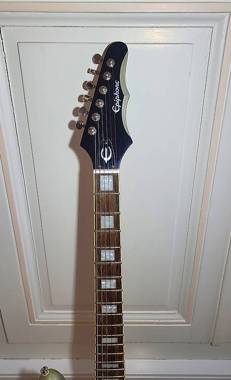 Epiphone Wilshire Pro TV Silver, Limited Edition Cantone Vaud