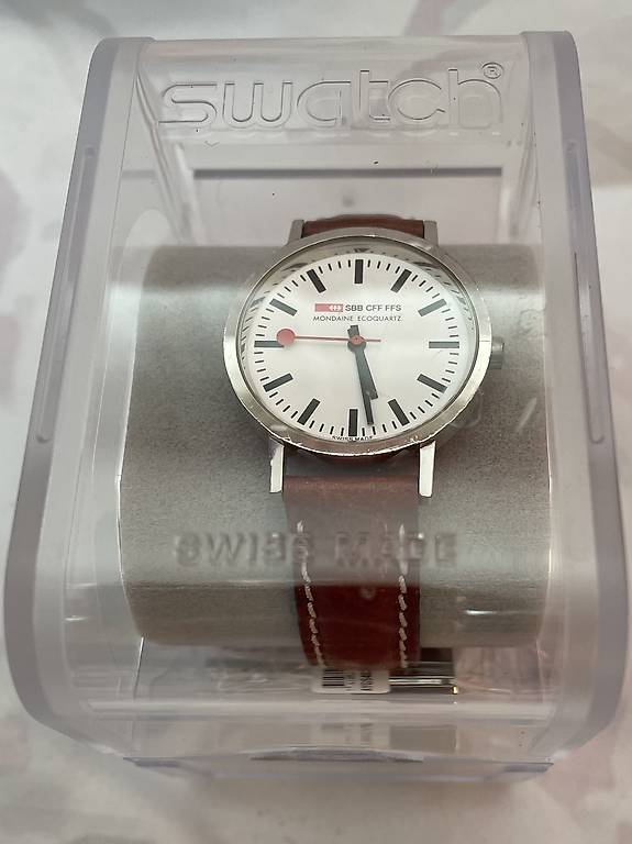 Montre Swatch SBB Mondaine Ecoquartz pour femme im Kanton Genf