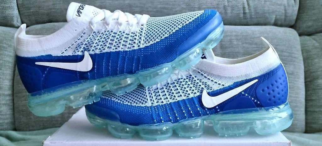 Nike Vapormax flyknit 2 Bleu Blanc taille 44 im Kanton Waadt anibis.ch