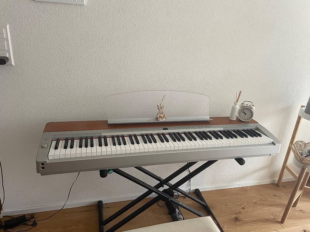 Đàn piano Clavier Yamaha Canton ValaisĐàn piano Clavier Yamaha Canton Valais  