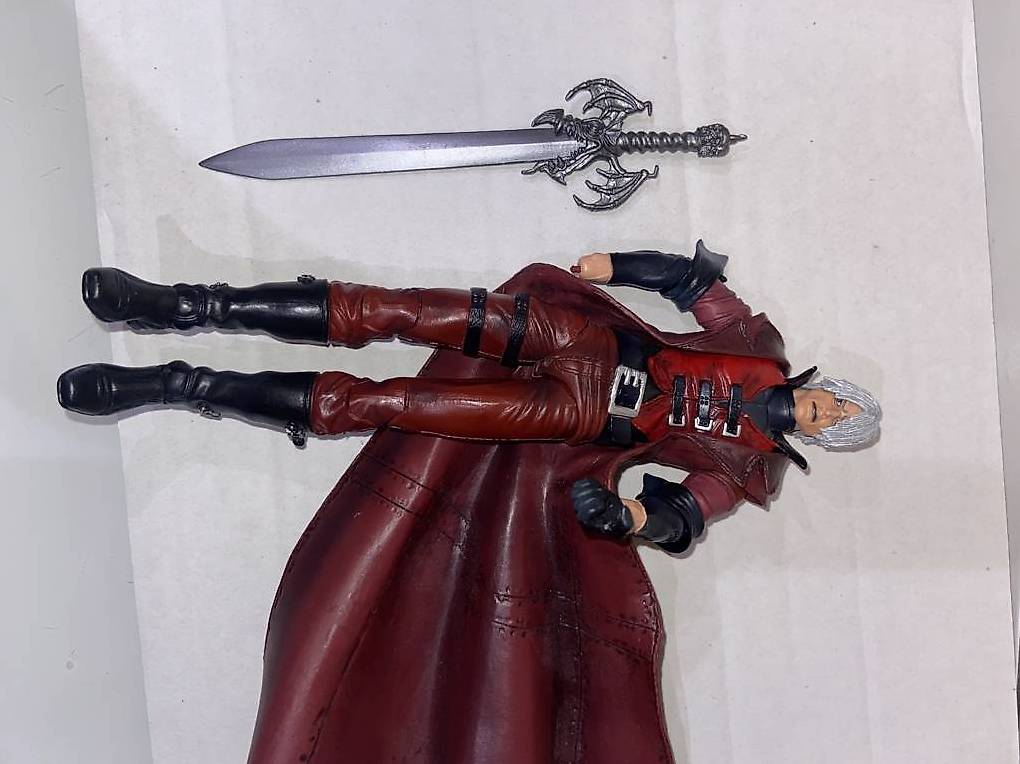 Neca Devil May Cry Ultimate Dante Action Figurine Canton Valais