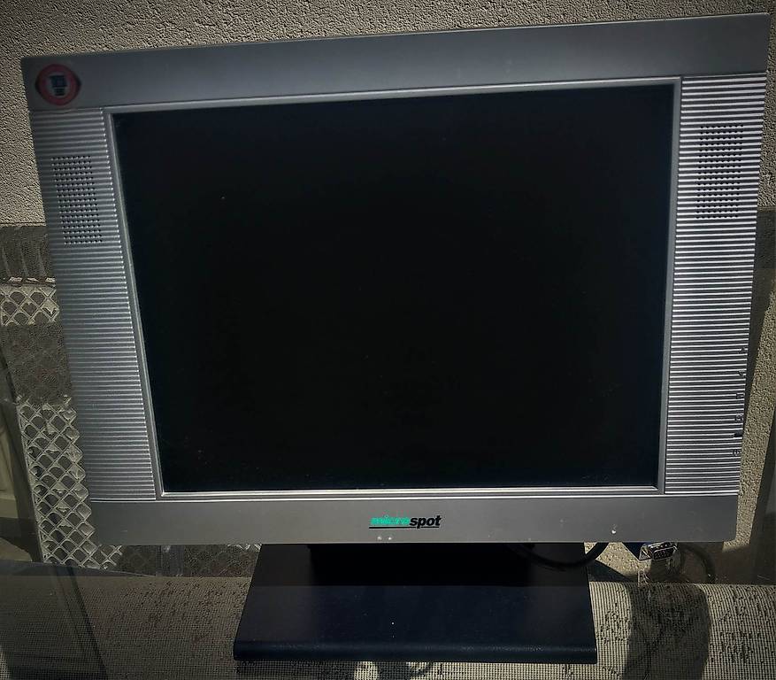 Plusieurs Ecrans Ordinateur dès 10frs Canton Vaud