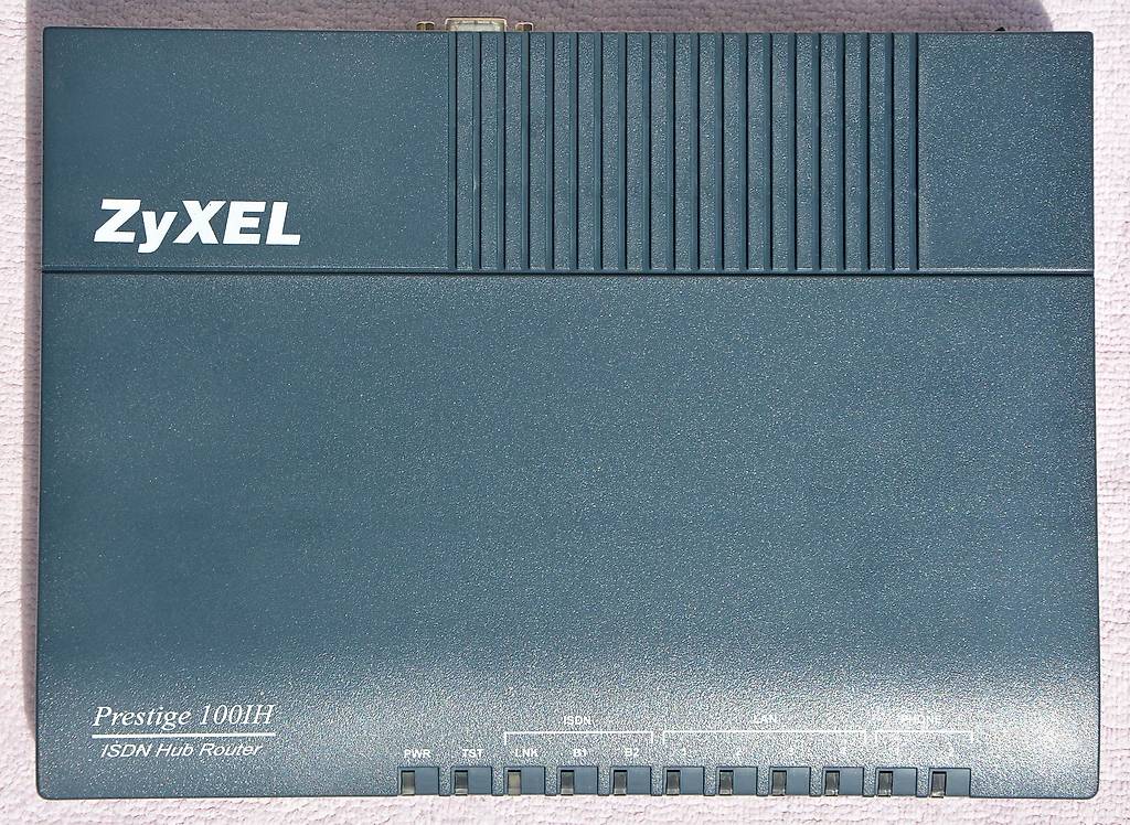Router ISDN ZyXEL Prestige 100IH-S/T im Kanton Zürich - anibis.ch