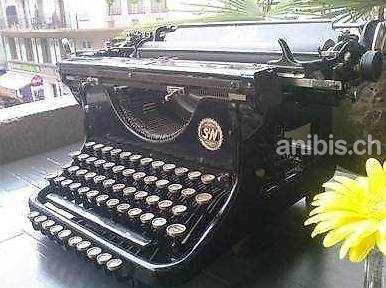 Machine à écrire S&N IDEAL