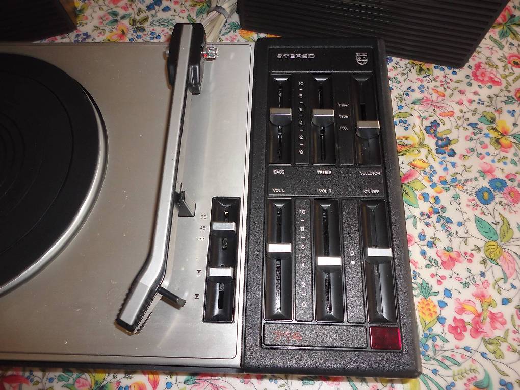 tourne disque radiola 22 gf 714/28s