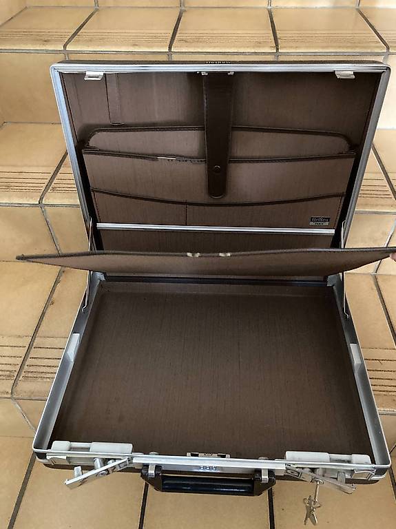 Valise Porte Documents Vintage Années 70 En Cuir Neuve