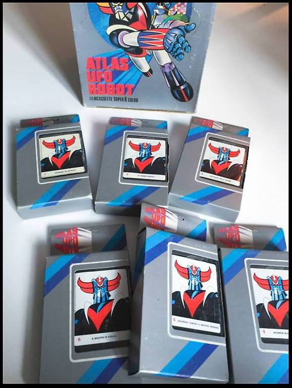 GOLDORAK Vintage 80's Rare Boîte Antenne 2 Présentoir Magasin + 10 Badges