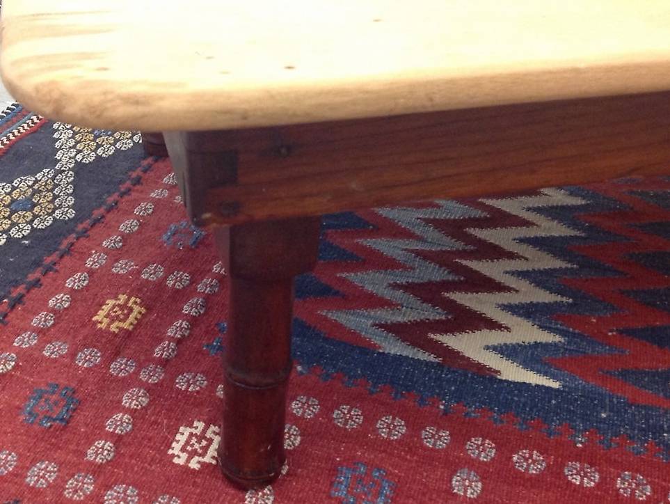 Table basse verre fumé – pied croix bois clair, 90 cm ANZIO | Tables basses | Pier Import