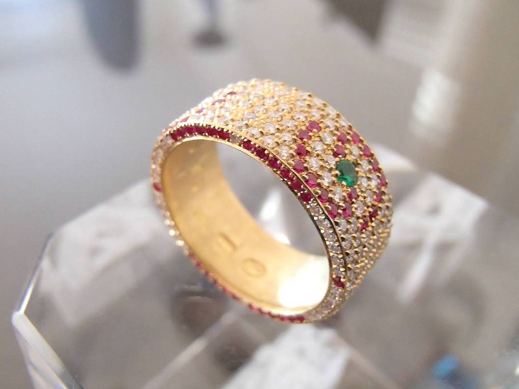 Bijoux Bague joaillerie sertissage full de qualité Suisse Canton