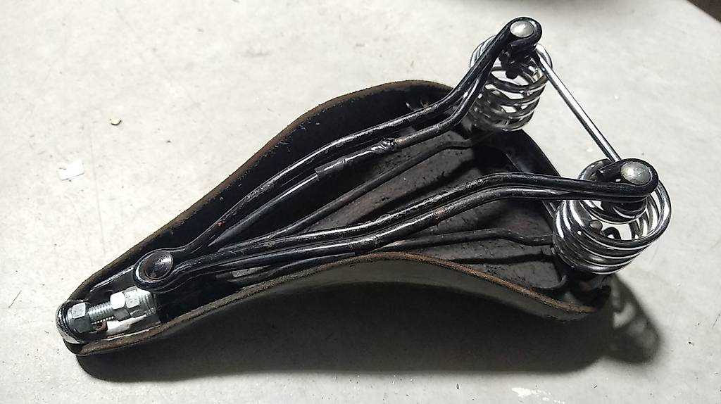 Selle Brooks Cuir Jaune Avec 2 Ressorts - Fabrication Française