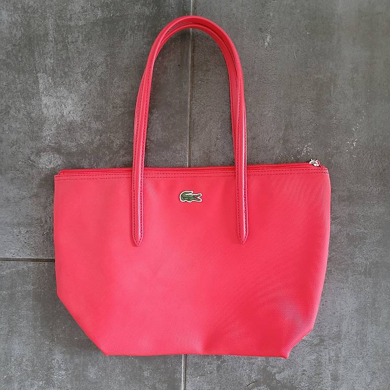 Petit sac a main Lacoste rouge zippe Canton Vaud anibis.ch