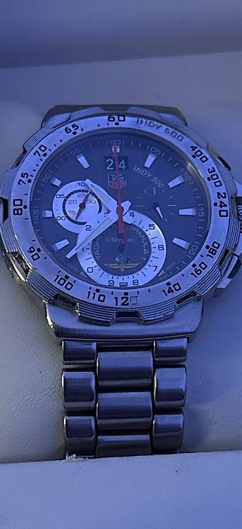 Montre Bonetti Classique - Mouvement à Quartz - Cadran Blanc Crème - Bracelet Cuir Marron - Neuve