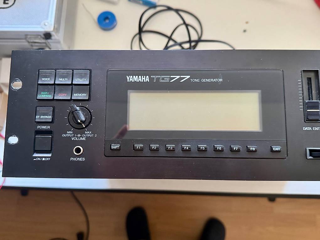 YAMAHA TG77 SYNTHETISEUR TONE GENERATOR im Kanton Bern - anibis.ch