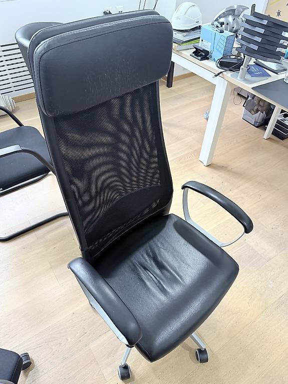 Chaise De Bureau IKEA Markus En Cuir Noir - Occasion Bon état