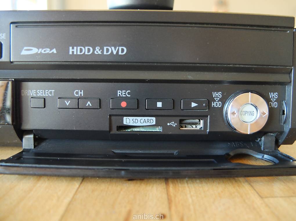 Panasonic DMR-EX99V combiné DVD-VHS/disque dur interne 250GB