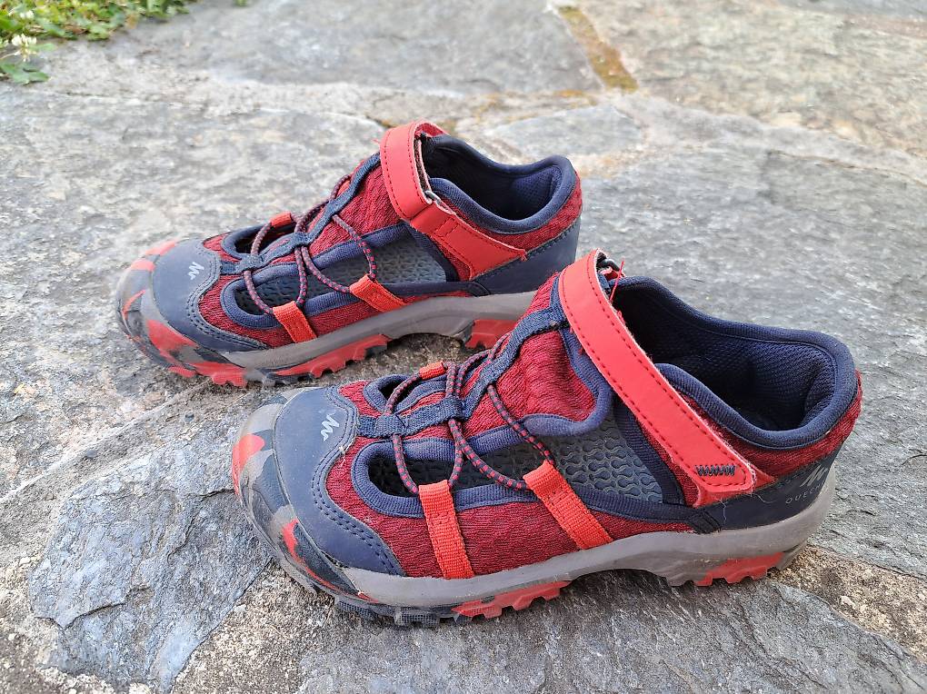 Chaussures De Randonnée Enfant Quechua - Taille 28 EU - Neuves Sans Boîte - Couleur Gris/kaki