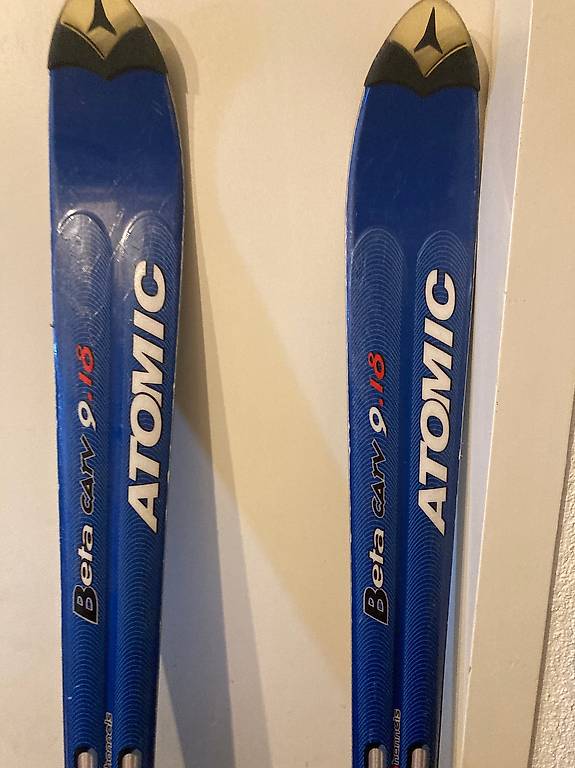 atomic betacarv X 9.18スキー スキー ATOMIC Beta carv 9.18 Skis Atomic Beta Carv 9.18