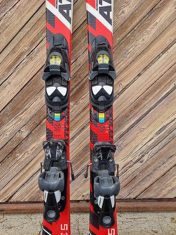 Ski enfant 110cm Canton Valais - anibis.ch