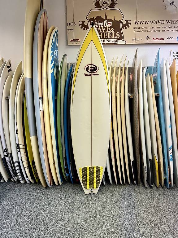 Surfboard Lost 5-7 im Kanton Zürich - anibis.ch