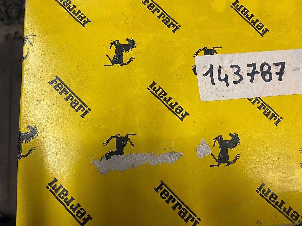 Ferrari 348 Tuyau de carburant mét gauche Parts.143787 Canton Vaud -  anibis.ch
