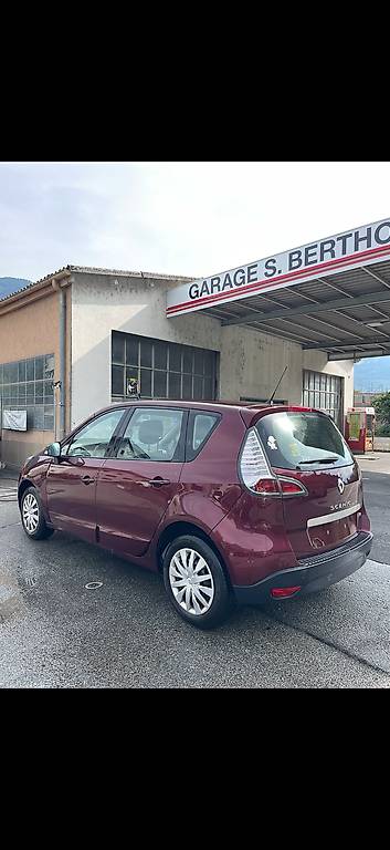 RENAULT Scénic 1.2 16V Turbo Energy — slika 4