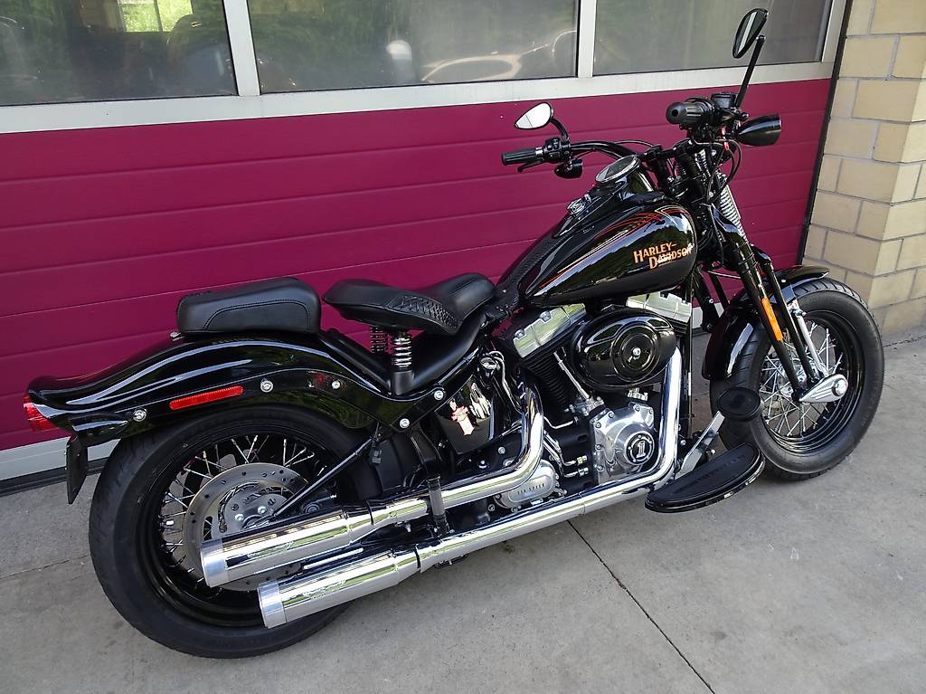 HARLEY-DAVIDSON FLSTSB Cross Bones Canton Berne - anibis.ch