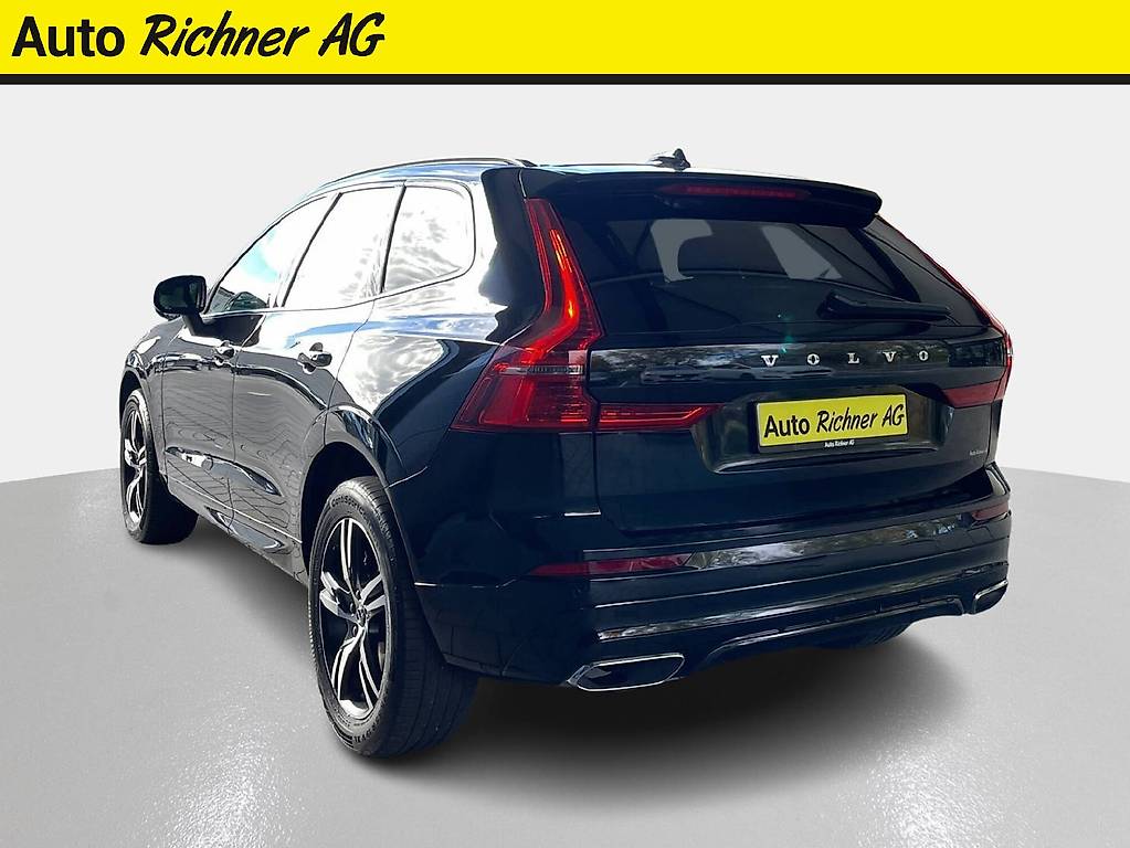 VOLVO XC60 2.0 B4 MH R-Design AWD — slika 5