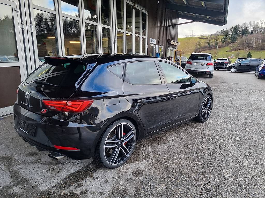 SEAT Leon 2.0 TSI Cupra 300 DSG — slika 4