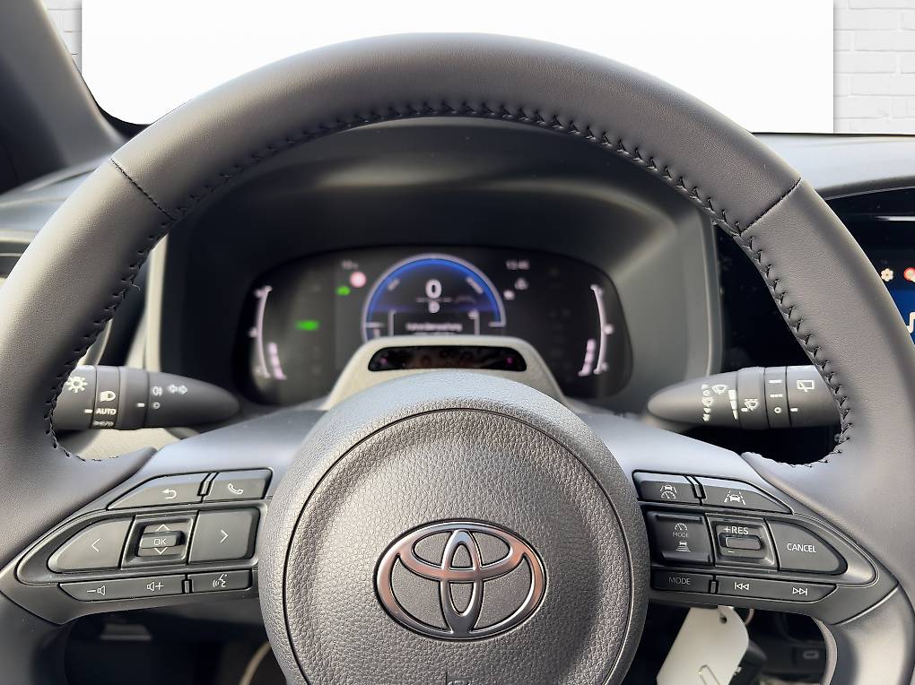 TOYOTA Aygo X 1.5 Comfort e-CVT — slika 5