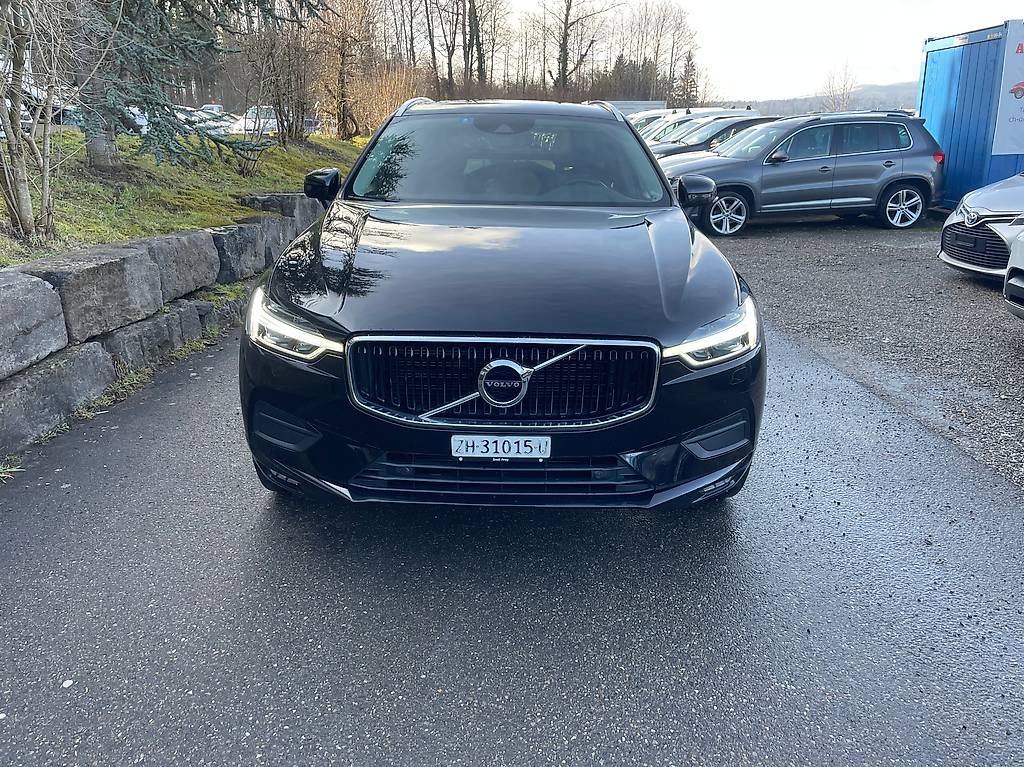 VOLVO XC60 D4 AWD Momentum Geartronic — slika 2