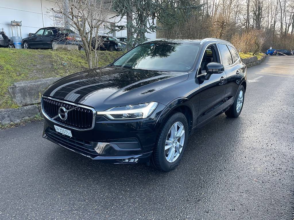 VOLVO XC60 D4 AWD Momentum Geartronic — slika 3